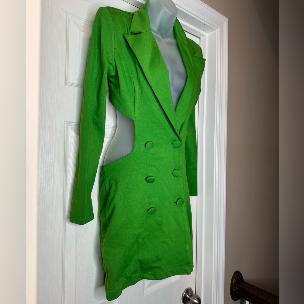 Green Cut Out Blazer Dress - Picture 3 of 9